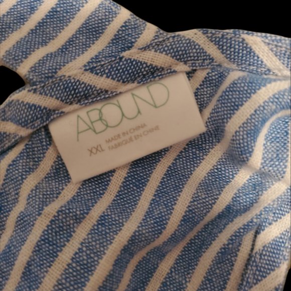 Abound blue and white striped XXL crop top - Picture 2 of 3